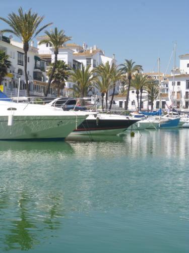 Apartamento Residencial Duquesa 2075