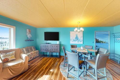 Assateague House 205