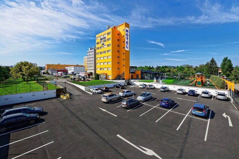 Hotel Aura