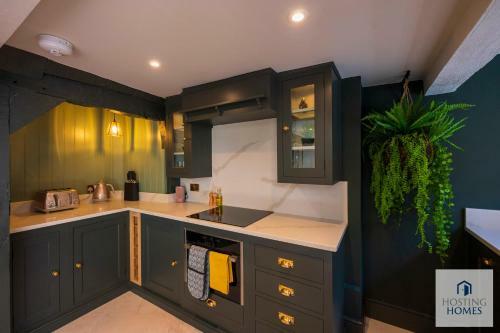 The Palm Retreat Marlow