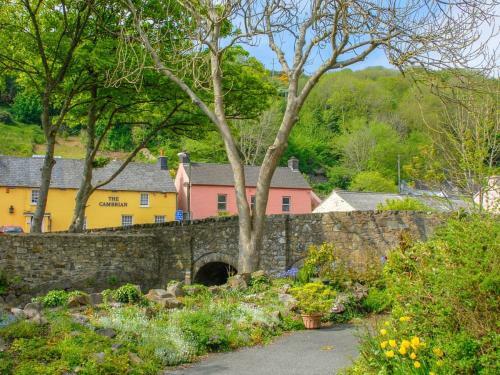 Maes Y Ffynnon