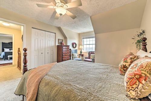 Bountiful Home With Fire Pit - Walk To Lake!