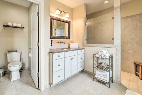 Bountiful Home With Fire Pit - Walk To Lake!