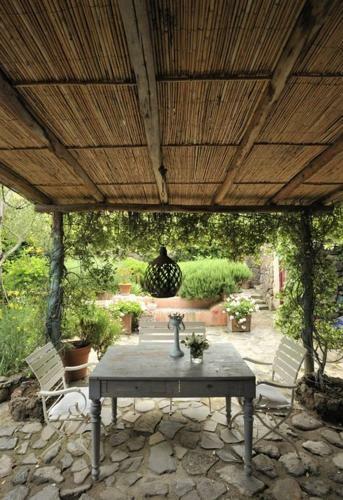 Villa La Vigna - Nella Baia Di Pollara, Incantevole Con Piscina