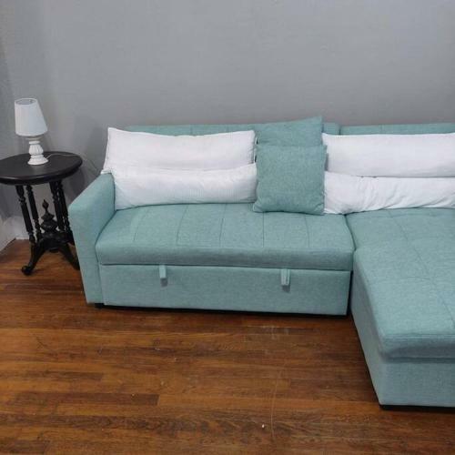 French Cottage Theme One Bedroom With Free Parking