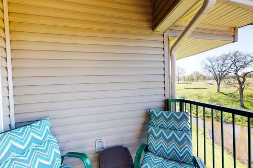 Cozy Ozark Getaway