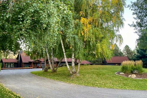 The River Lodge