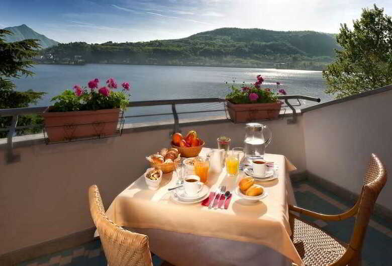 Hotel Chalet Del Lago