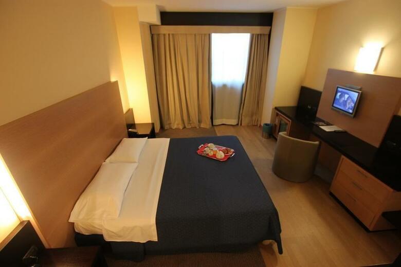 Golf Hotel