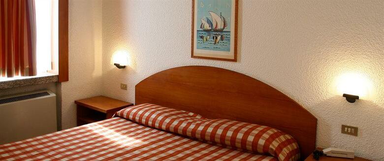 Golf Hotel
