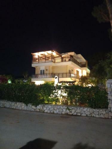 Apartamento Struttura Con Accesso Diretto In Spiaggia