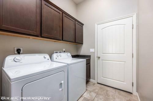 Beautiful Golf & Desert Recreation Vacation Home.