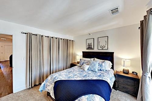 Boulder Condo N