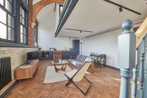 No 5 At Simpson Street Apartments