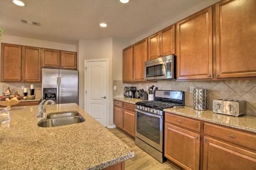 Spacious And Wfh-friendly Abq Home With Grill!