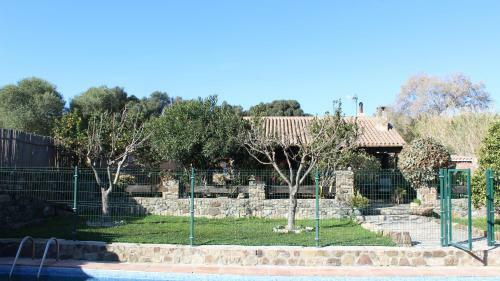 Chalet Rural-familiar Con Piscina Junto A La Playa