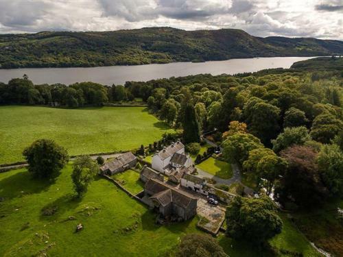Low Graythwaite Hall