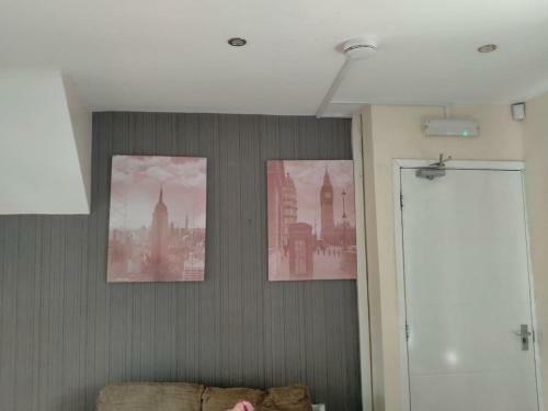 Spacious 3-bed House In Walsall