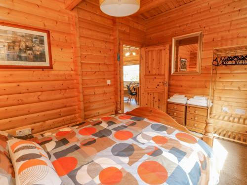 Farmhouse Lodge