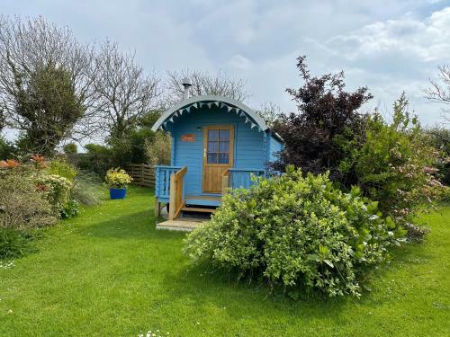 Coutts Glamping