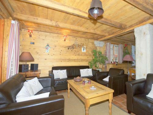 Chalet Deux Tetes I