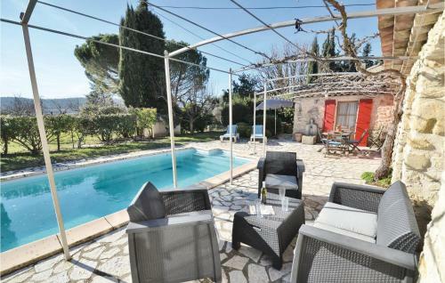 Holiday Home Rue de La Mairie O-880
