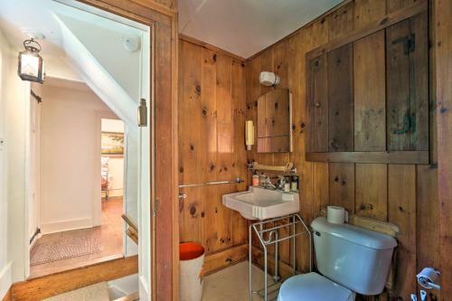 Sky Parlor Farm On 480 Acres With Fire Pit!