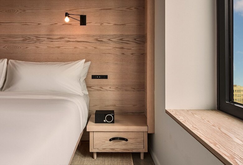 Radio Hotel