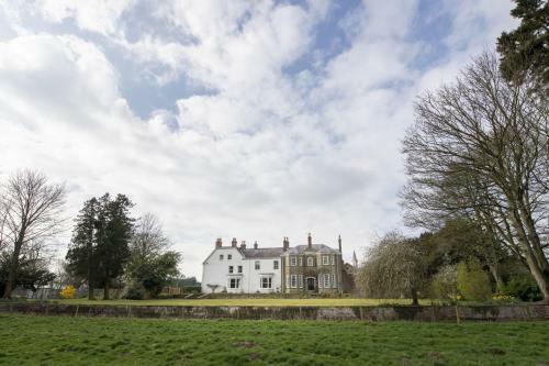 Upper Helmsley Hall