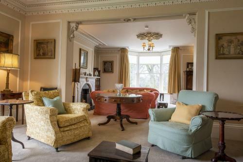 Upper Helmsley Hall