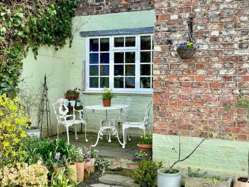 River Walk Cottage