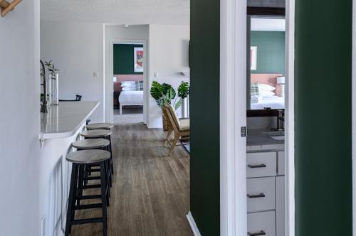 Wanderjaunt - Southpark Commons Apartments