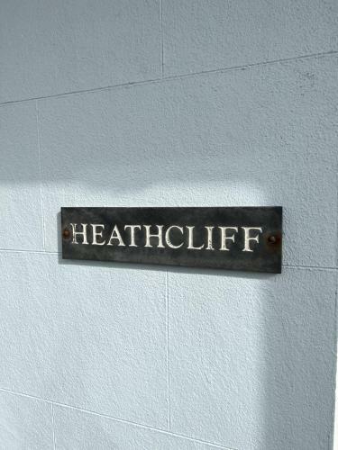 Heathcliff - 5 Bedroom House In Town Centre