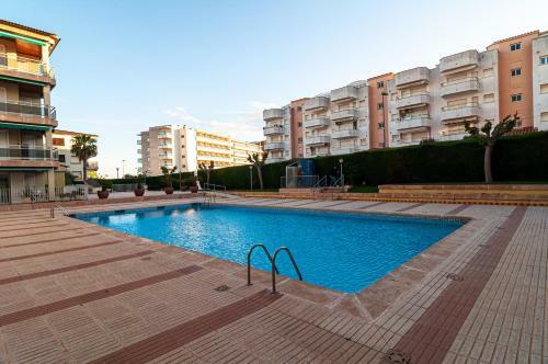 Renovated Apartment With Large Patio