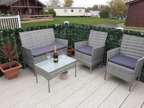 Cooks Tattershall Hot Tub Holiday Lets