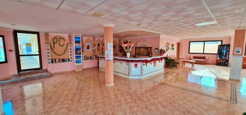 Nice Apartment With Balcony Overlooking The Pool