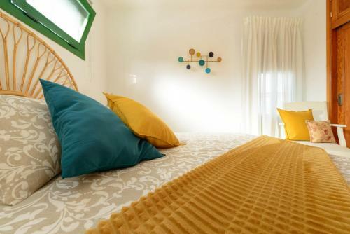 Delightful Front Beach Apartment. Sunrise Views!