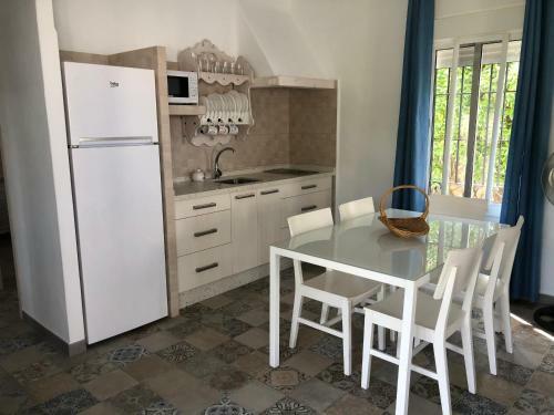 Apartamentos Cala Isabel Casa Ibicenca