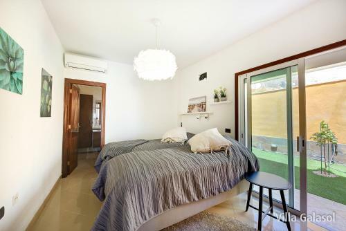 Villa Galasol With Heated Pool