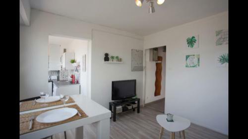 Apartamento Studio � 2 Pas De La Plages Des Sablettes