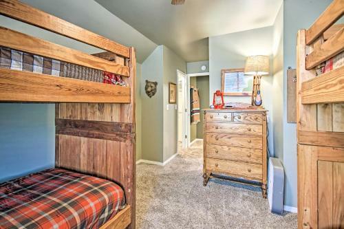 Waterfront Getaway With Fire Pit And Boat Slip!