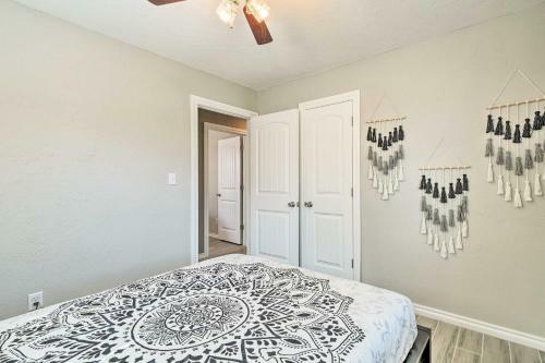 Remodeled Moore Home With Yard About 10 Mi To Ou!