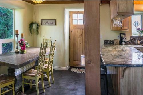 Villa European Style Straw Bale Retreat