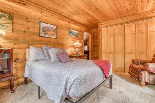 Sweet Log Cabin