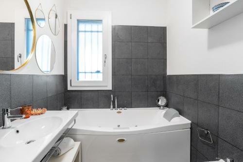 Villa Soave Mare E Piscina Privata