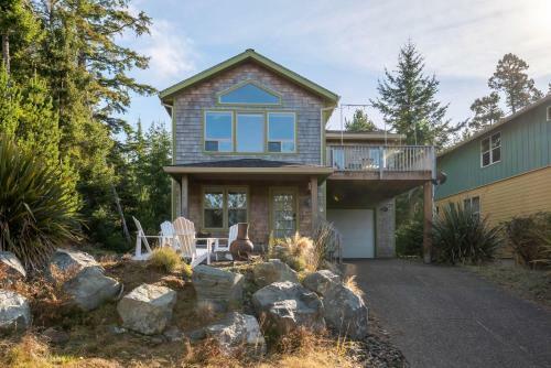 Poplar St Sf 32 Treehouse Hideaway