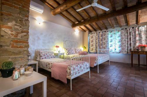 Il Vignolino Bed And Breakfast
