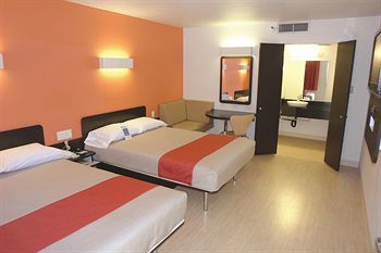 Motel 6 Dallas - Garland