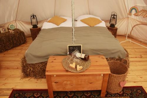 Glamping Luchsh�hle