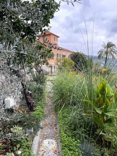 Apartamento Alloggio Con Piscina, Giardino E Parcheggio